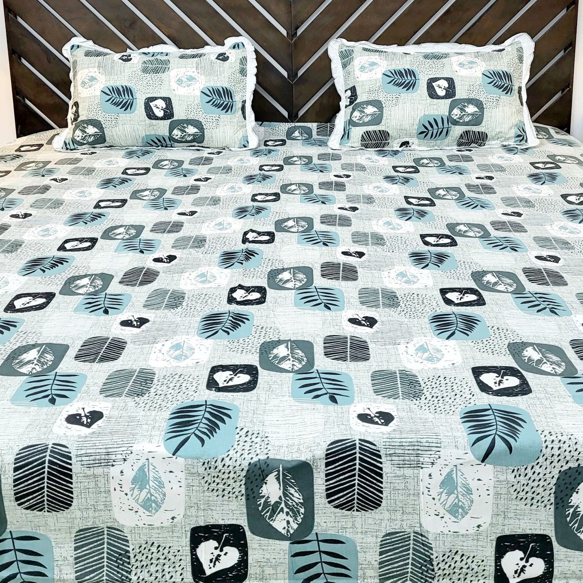 Urban Layers Pure Cotton Double Bedsheet, Petal Cyan